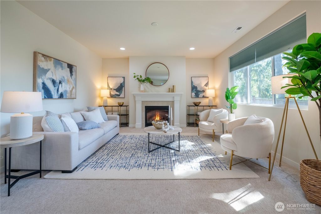 Photo of 19627 117th PL Pl SE, Kent, WA 98031 (MLS # 2371076)