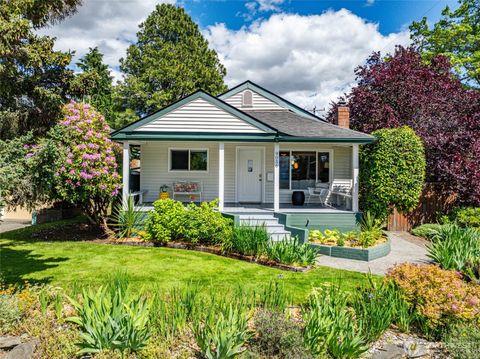 Photo of 9056 37th Avenue SW, Seattle, WA 98126 (MLS # 2537458)