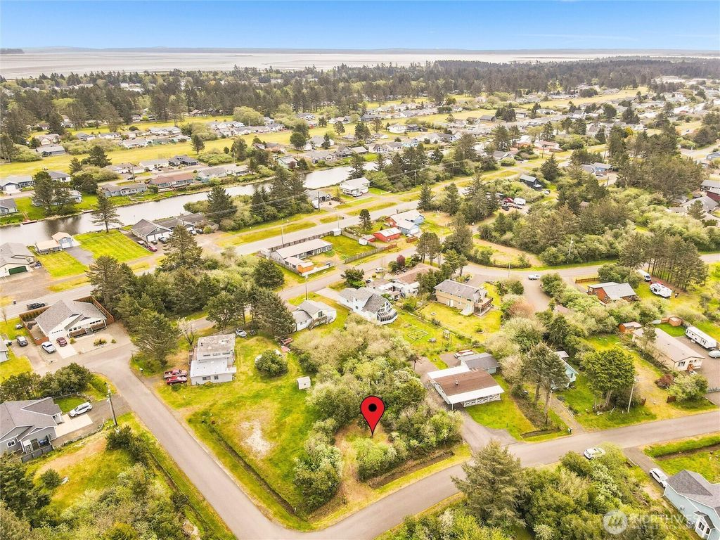 Photo of 113 Jib Street NW, Ocean Shores, WA 98569 (MLS # 2456895)