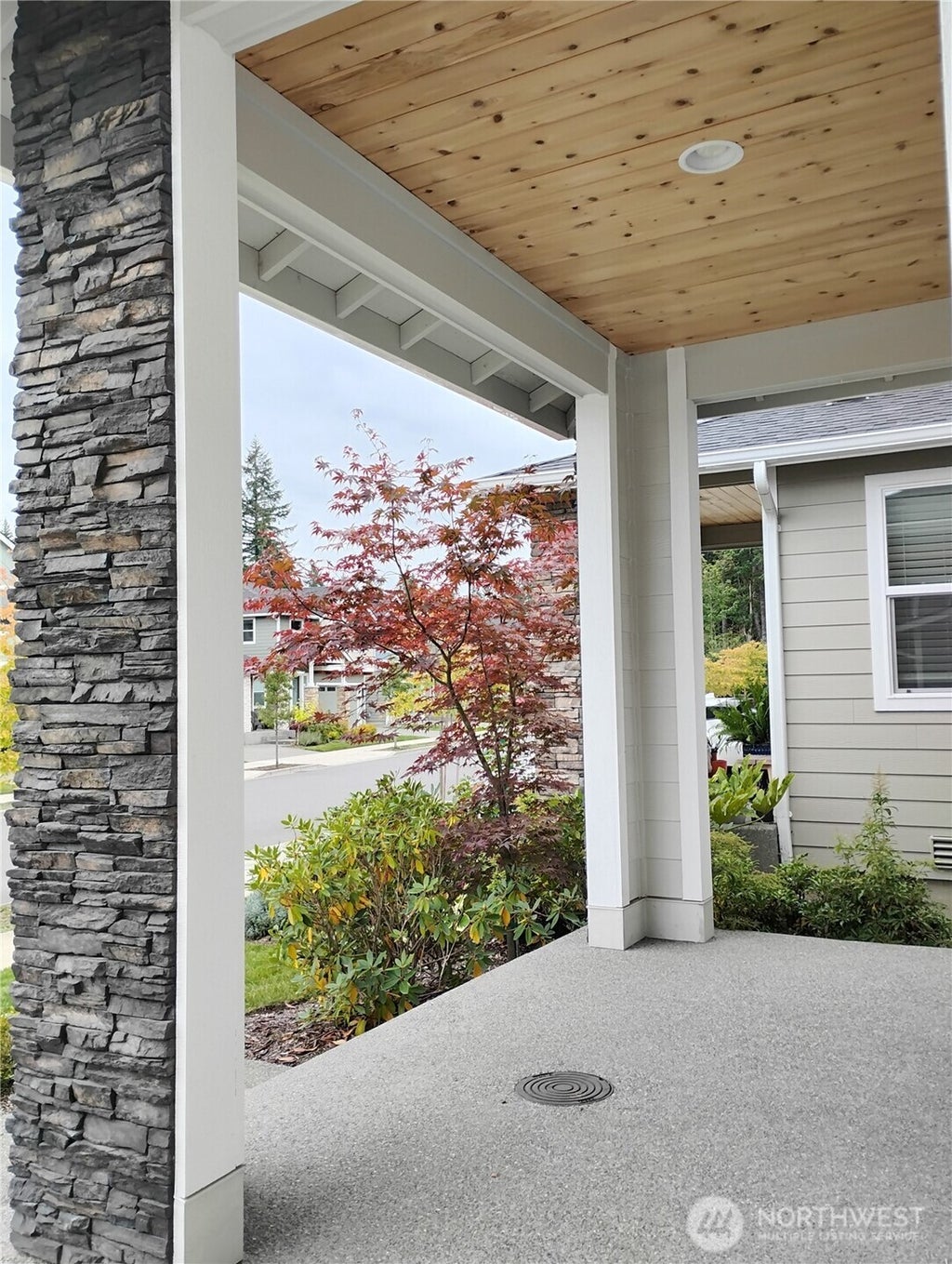 Photo of 33533 Juniper Avenue SE, Black Diamond, WA 98010 (MLS # 2587450)
