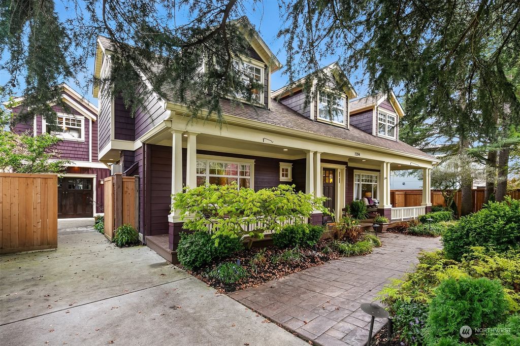 Photo of 1204 5th Street, Kirkland, WA 98033 (MLS # 2220976)
