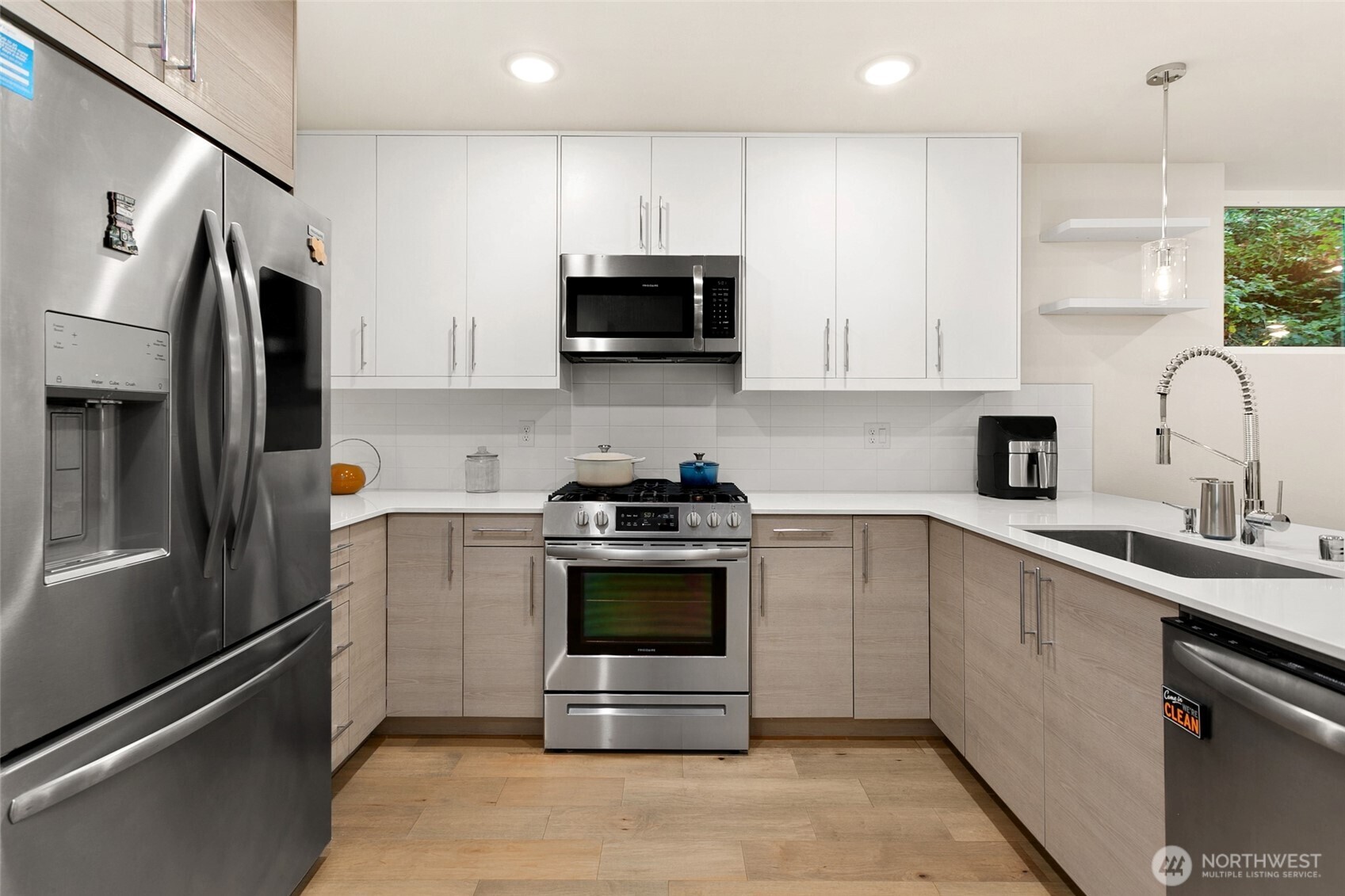 1709 15th Avenue S