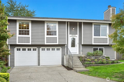 Photo of 1808 225th Street SE, Bothell, WA 98021 (MLS # 2590807)