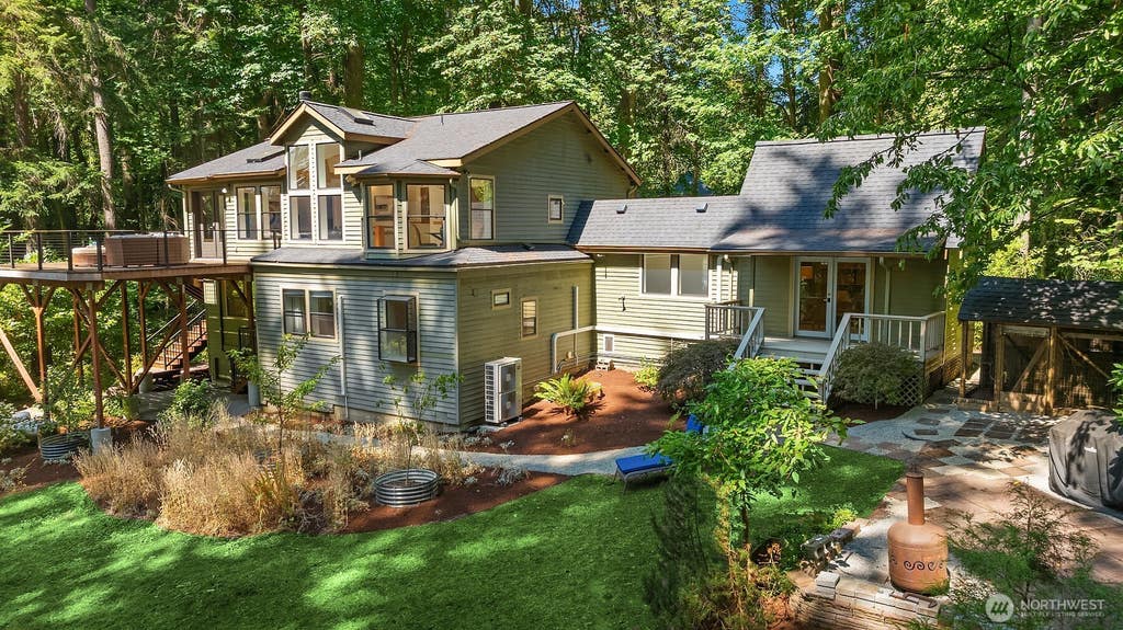 Photo of 12640 Manzanita Road NE, Bainbridge Island, WA 98110 (MLS # 2574192)