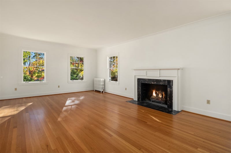 4316 NE 33rd Street