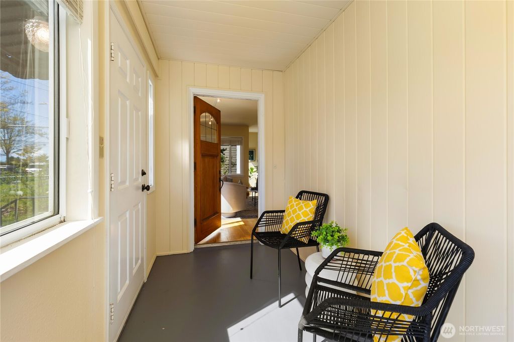 Photo of 6842 Beacon Avenue S, Seattle, WA 98108 (MLS # 2362846)