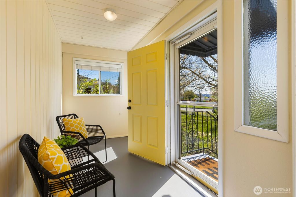 Photo of 6842 Beacon Avenue S, Seattle, WA 98108 (MLS # 2362846)