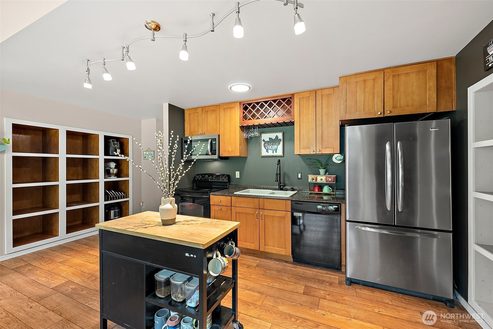 3120 403rd Street E