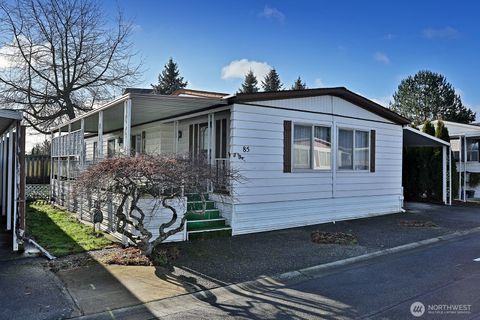 225 NE Ernst Street 85 Oak Harbor WA 98277