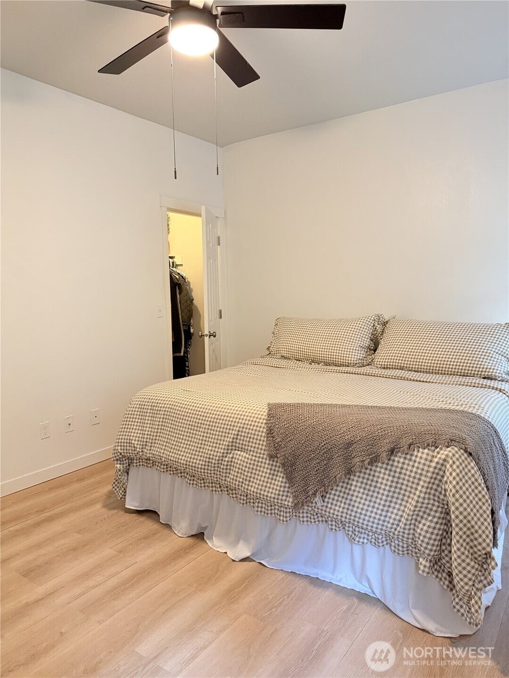 Photo of 17621 SE Vine Lane LN, Yelm, WA 98597 (MLS # 2589529)