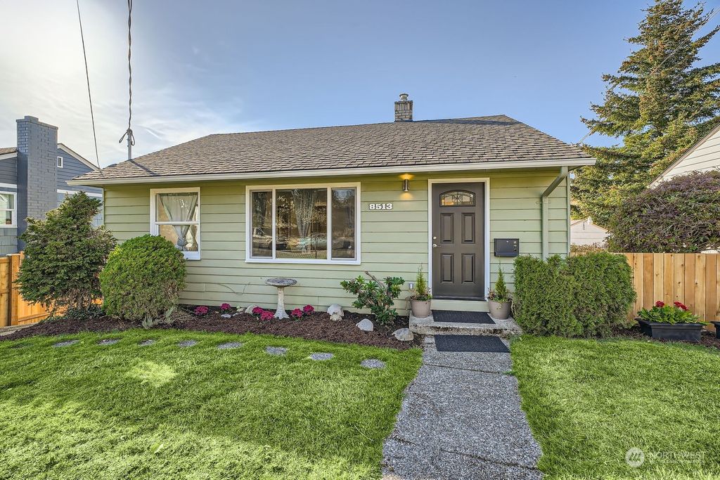 Photo of 8513 39th Avenue SW, Seattle, WA 98136 (MLS # 2305698)