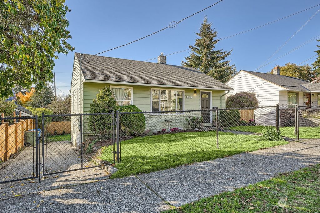 Photo of 8513 39th Avenue SW, Seattle, WA 98136 (MLS # 2305698)
