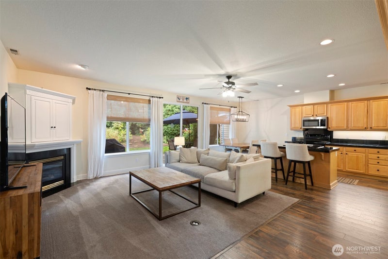 1615 NE 89th Place