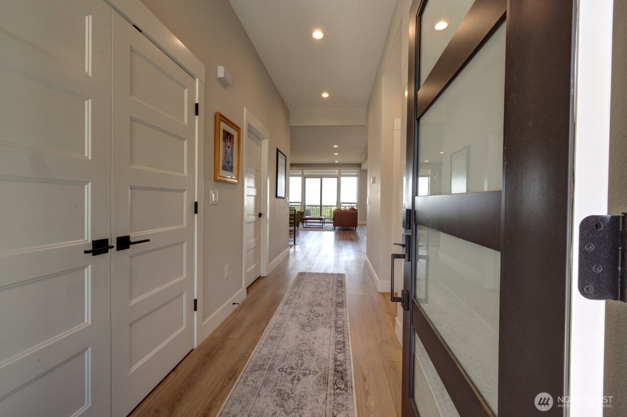 32603 J Place