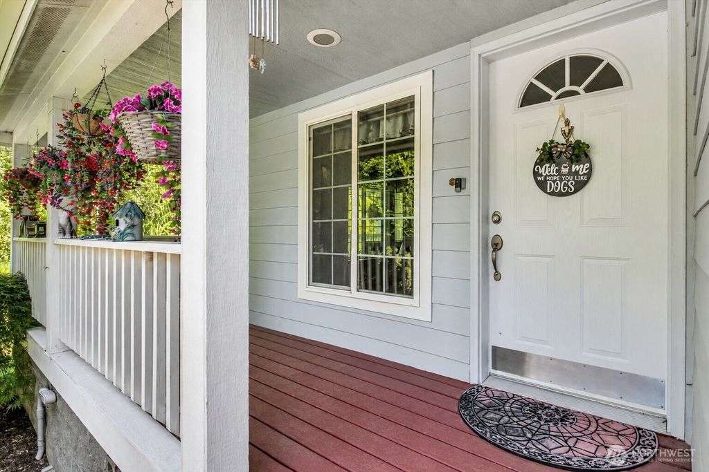 Photo of 21103 252nd Street NE, Arlington, WA 98223 (MLS # 2521827)