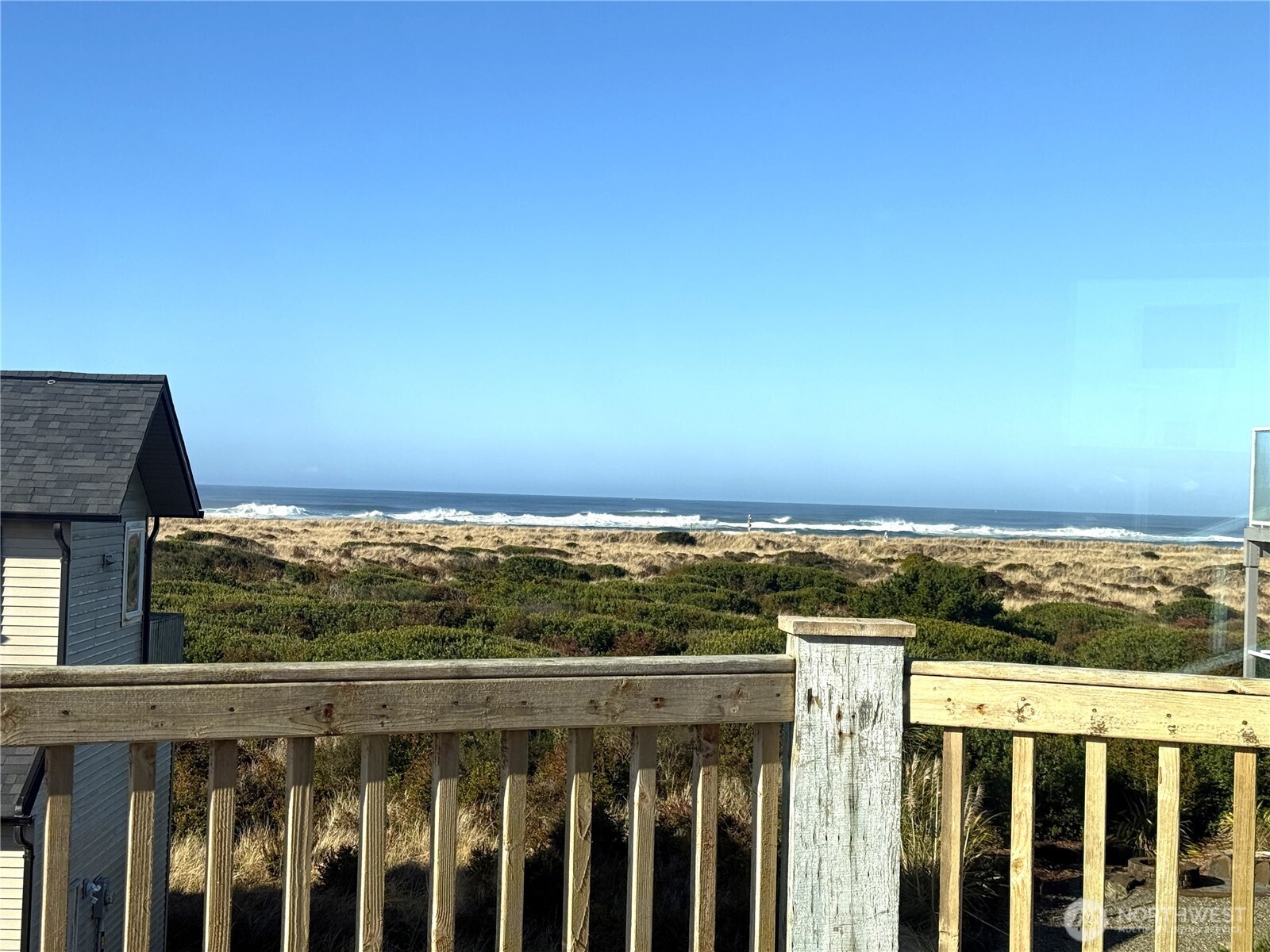 1083 Ocean Shores Boulevard SW