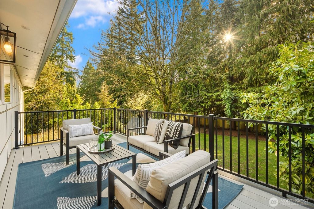 Photo of 4615 88th Avenue SE, Mercer Island, WA 98040 (MLS # 2508440)