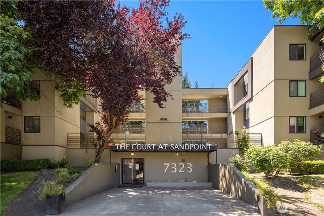 7323 Sand point Way NE 312 #312, Seattle