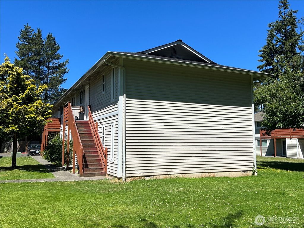 Photo of 5030 212th Street SW, Mountlake Terrace, WA 98043 (MLS # 2340239)