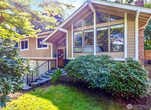Photo of 10621 NE 147th Street, Bothell, WA 98011 (MLS # 2443288)