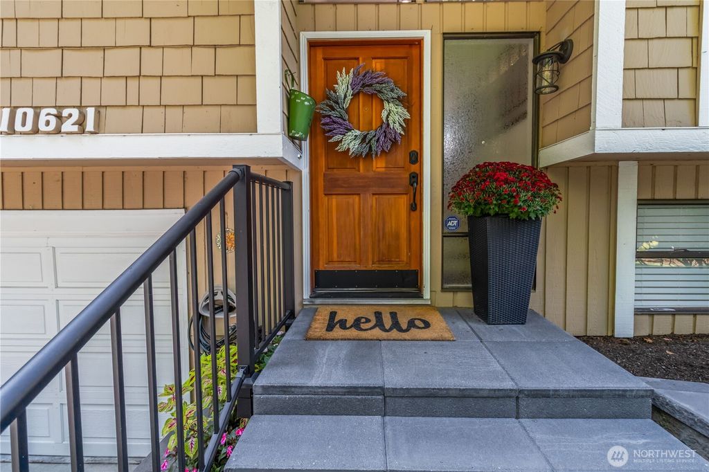 Photo of 10621 NE 147th Street, Bothell, WA 98011 (MLS # 2443288)