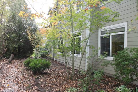 Photo of 538 241st Lane SE, Sammamish, WA 98074 (MLS # 2448168) Photo of 538 241st Lane SE, Sammamish, WA 98074 (MLS # 2448168)
