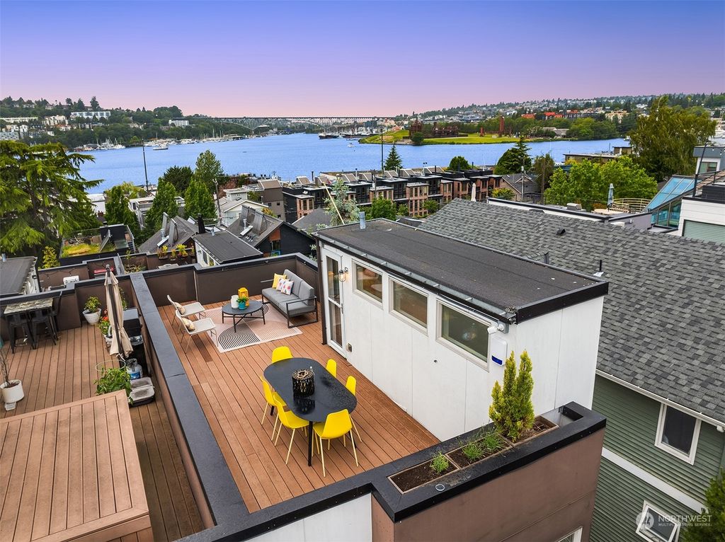 Photo of 2353 Yale Avenue E #A, Seattle, WA 98102 (MLS # 2251439)