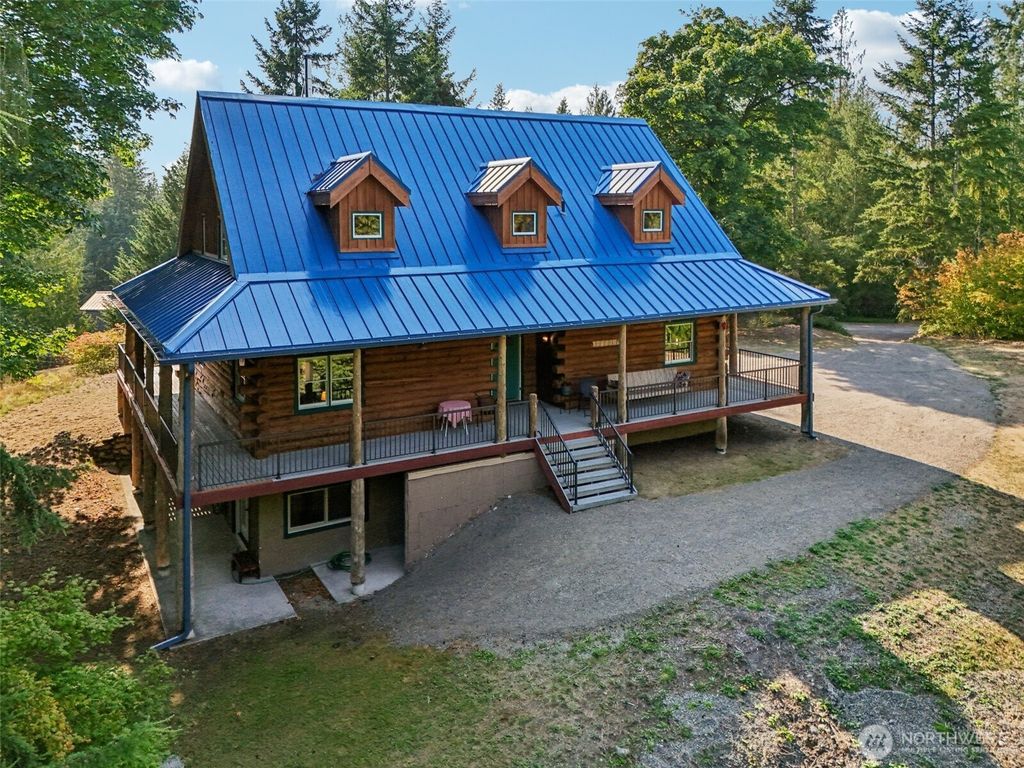 Photo of 37436 239th Avenue SE, Enumclaw, WA 98022 (MLS # 2425855)