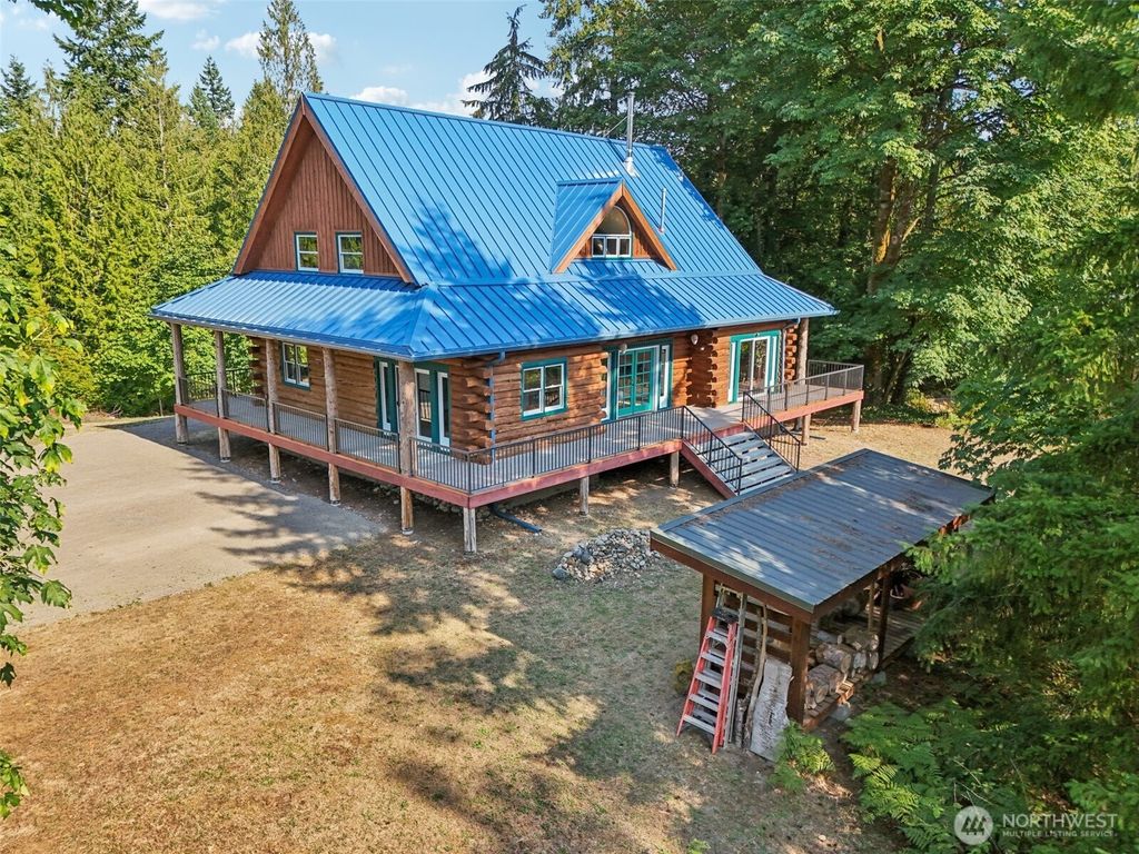 Photo of 37436 239th Avenue SE, Enumclaw, WA 98022 (MLS # 2425855)