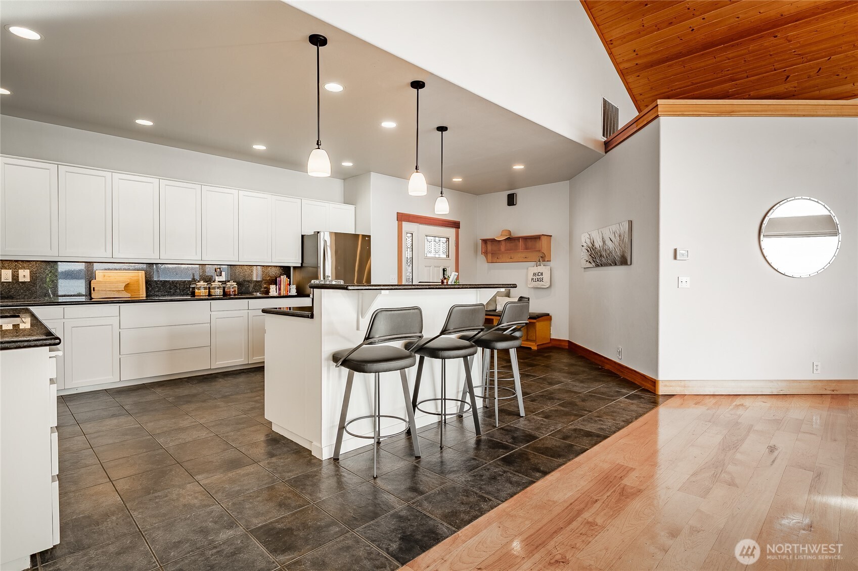 2176 Montfort Avenue