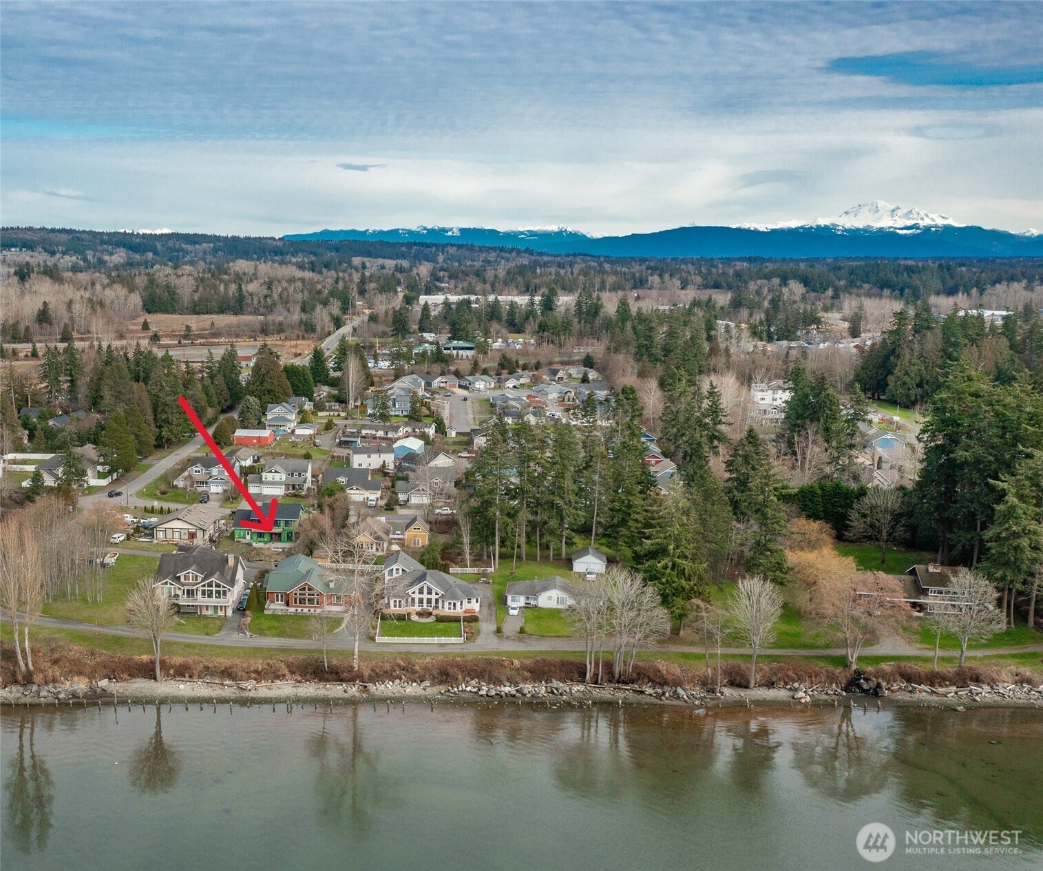 2176 Montfort Avenue