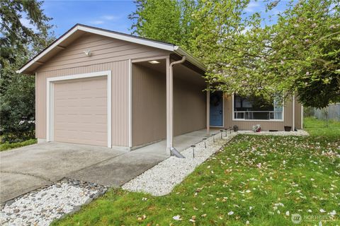 Photo of 13033 31st Ave AVE NE, Seattle, WA 98125 (MLS # 2517136)