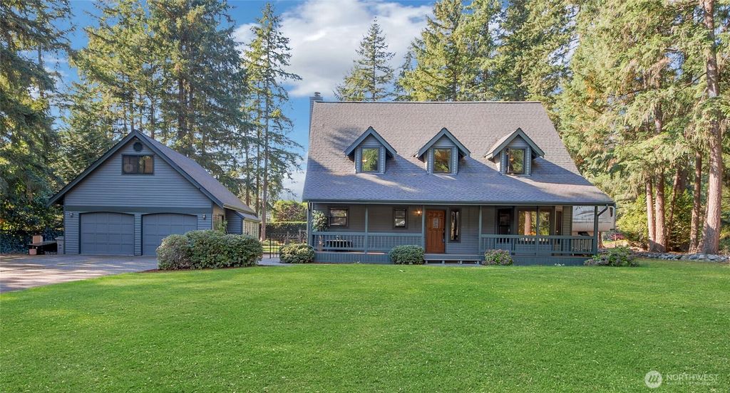 Photo of 28707 210th Avenue SE, Kent, WA 98042 (MLS # 2442341)