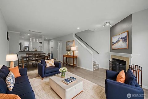 8013 NE 177th Ct 402 Kenmore WA 98028