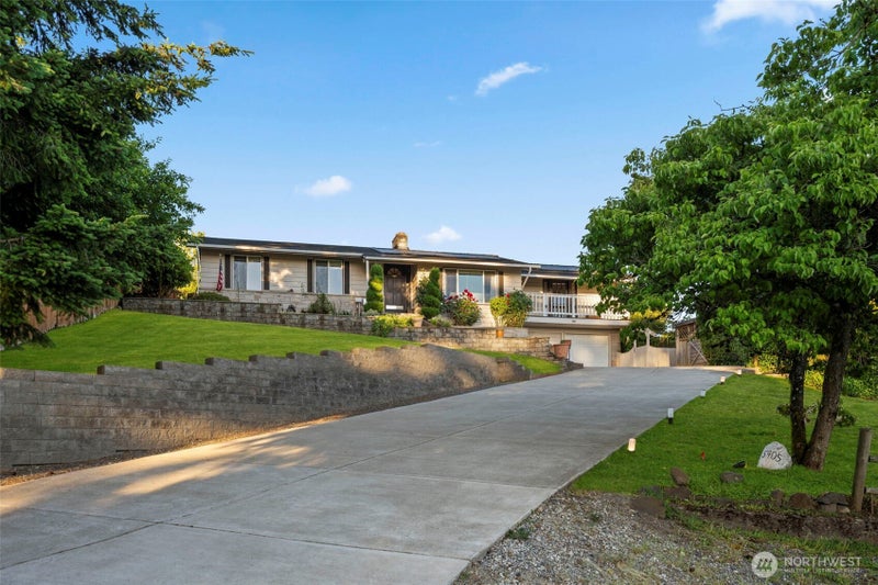 5905 95th Drive SE