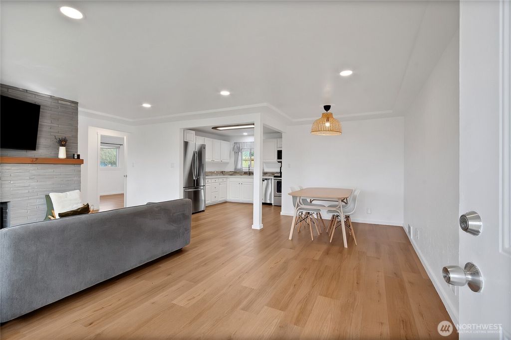 Photo of 5901 S Yakima, Tacoma, WA 98408 (MLS # 2476107)