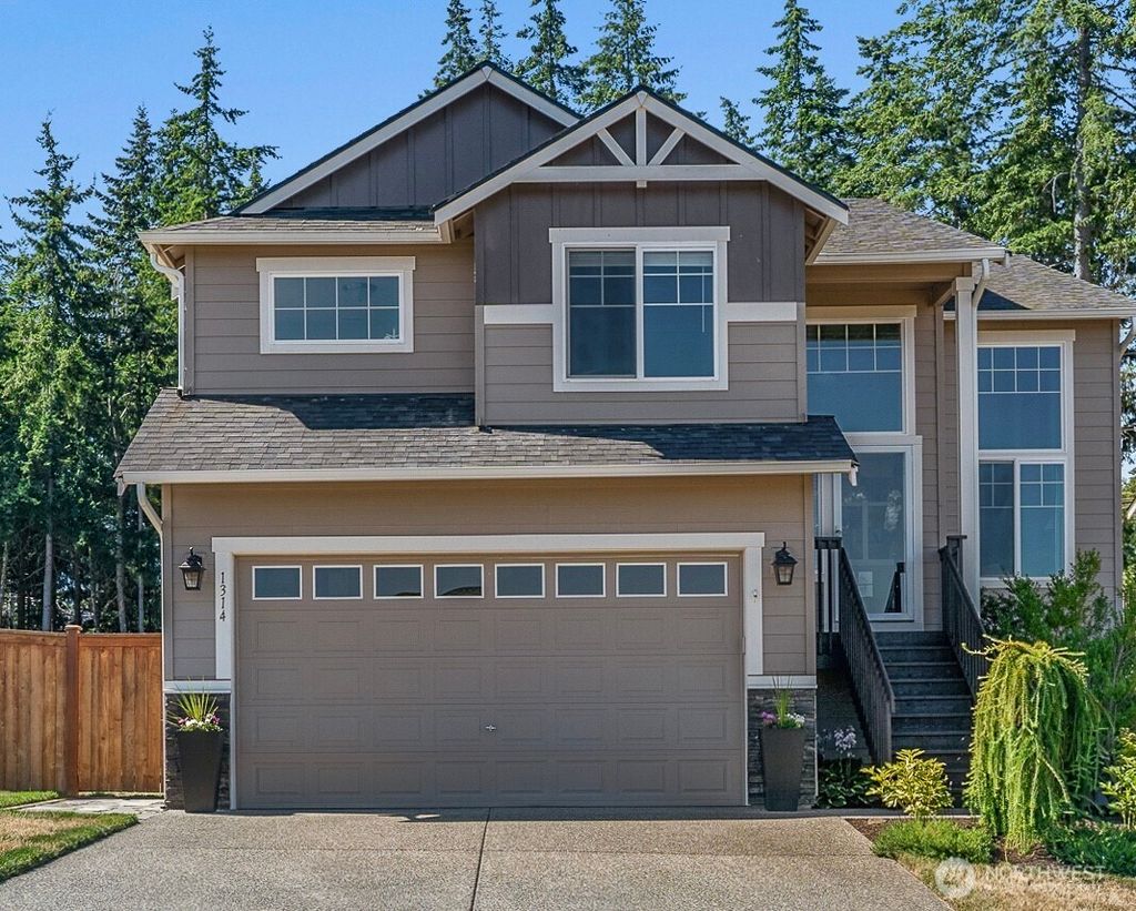 Photo of 1314 Sunrise Estates Place, Camano Island, WA 98282 (MLS # 2523427)