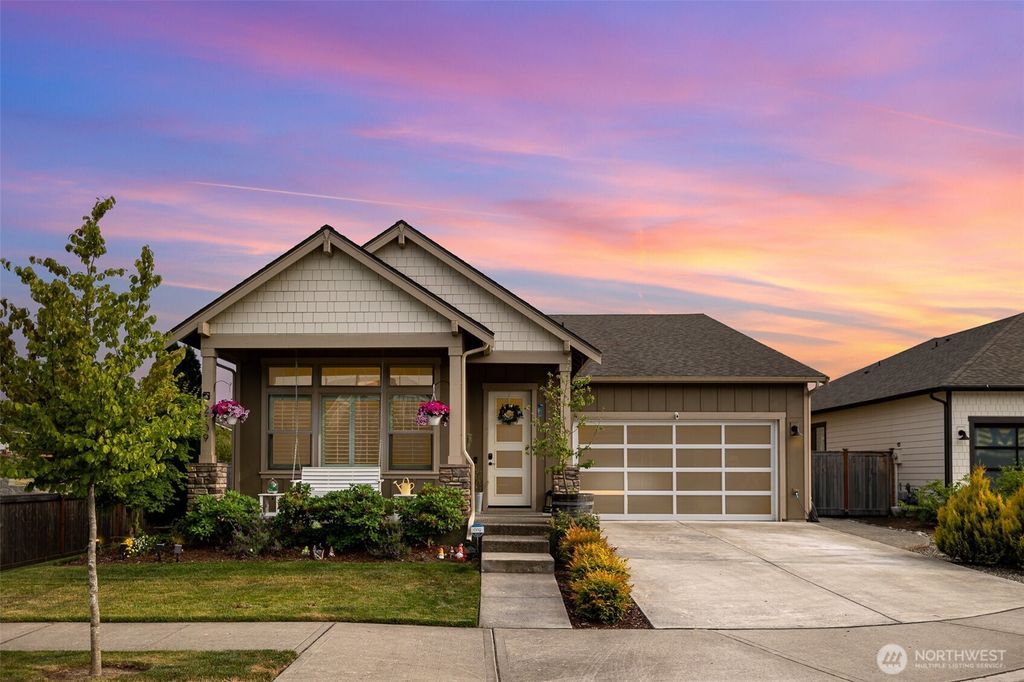 Photo of 2109 5th Place, Snohomish, WA 98290 (MLS # 2391202)
