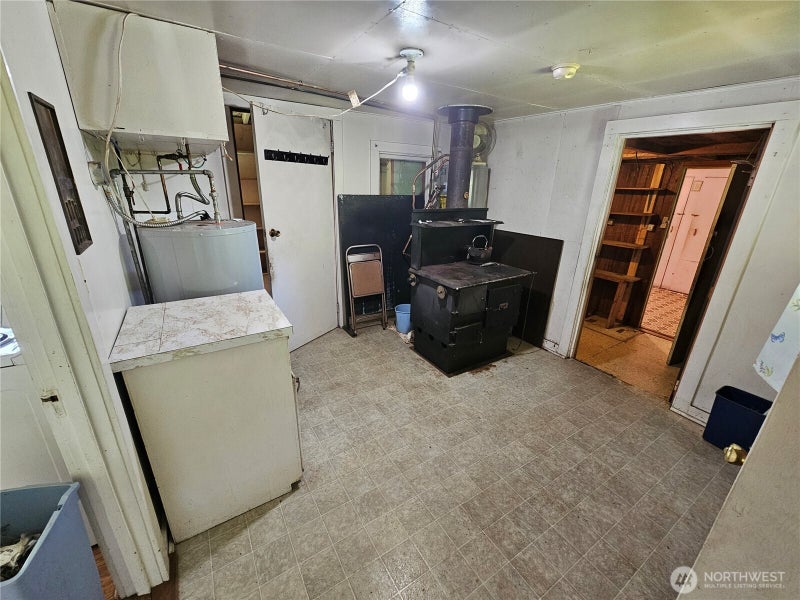 170 Bloedel Boulevard W