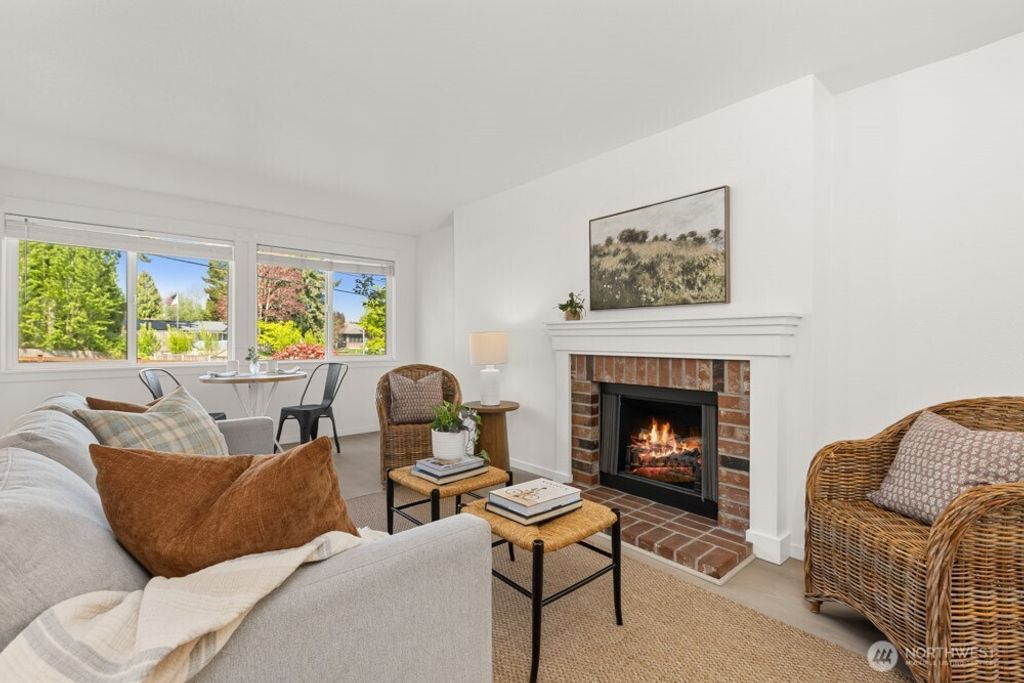 Photo of 5822 N 35th Street #A2, Tacoma, WA 98407 (MLS # 2498851)