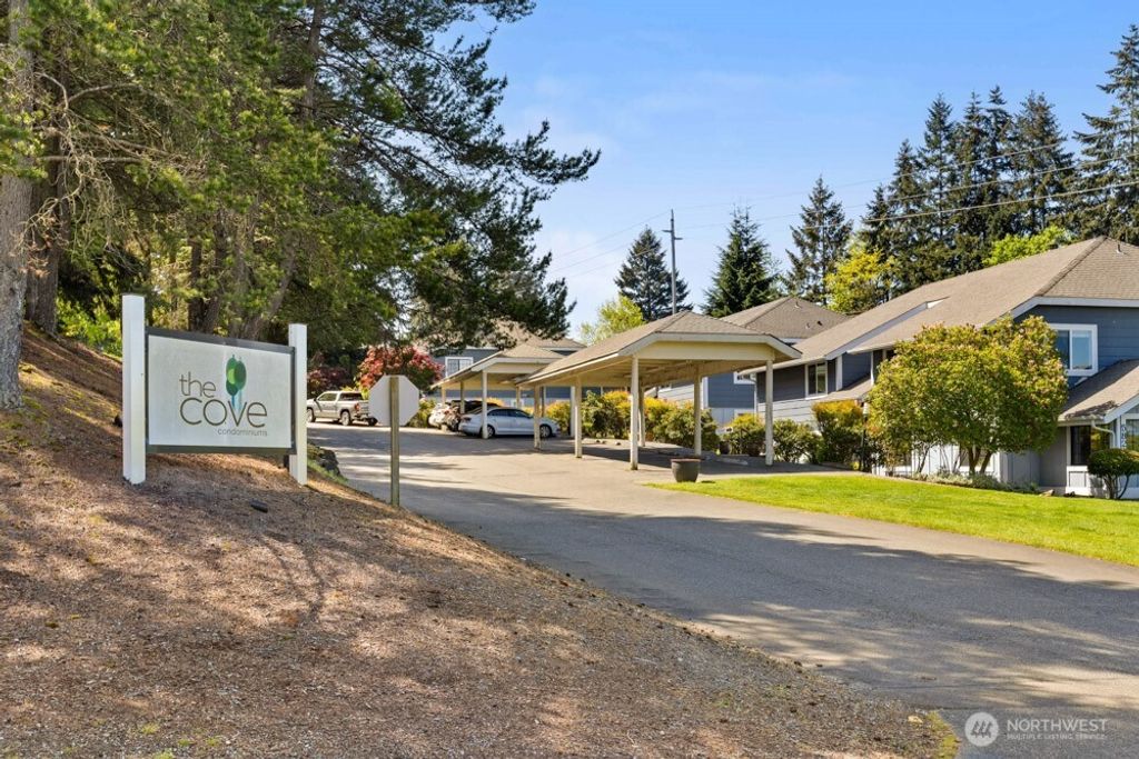 Photo of 5822 N 35th Street #A2, Tacoma, WA 98407 (MLS # 2498851)