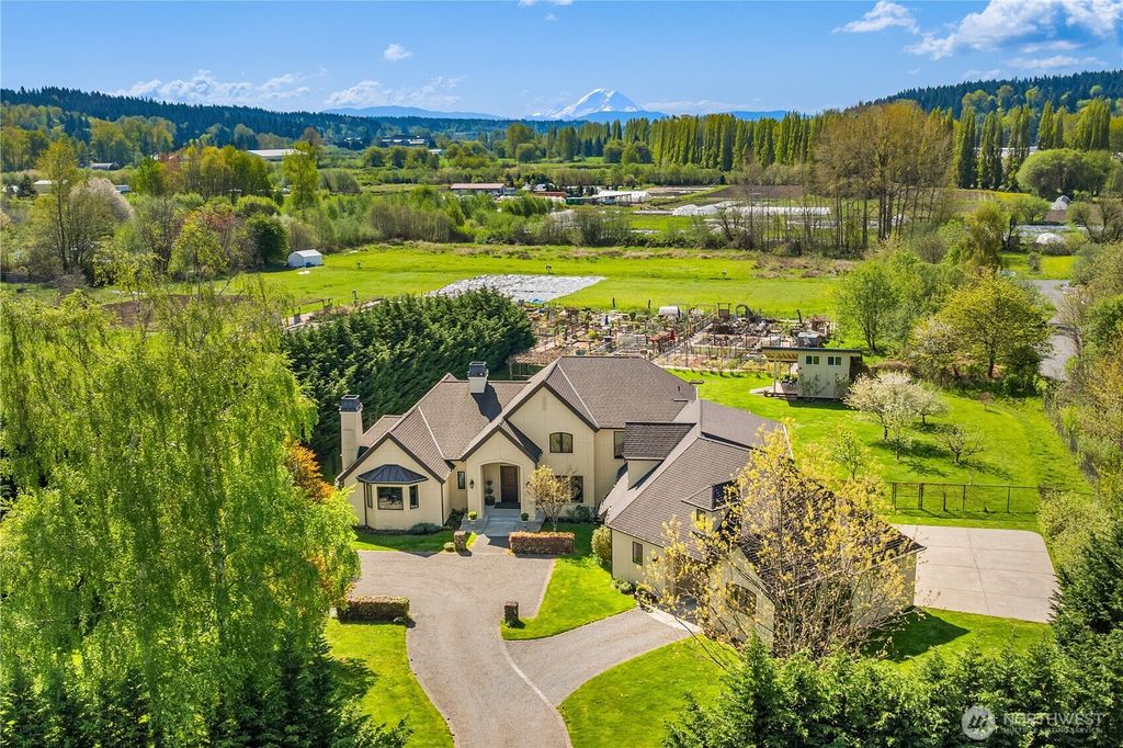 Photo of 13789 NE 168th Street, Woodinville, WA 98072 (MLS # 2519300)