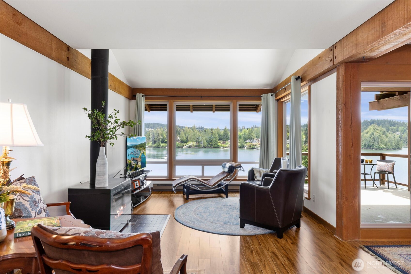 131 N Bay Lane 4