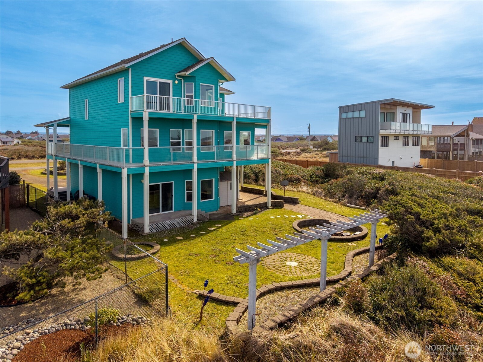 1191 Ocean Shores Boulevard SW