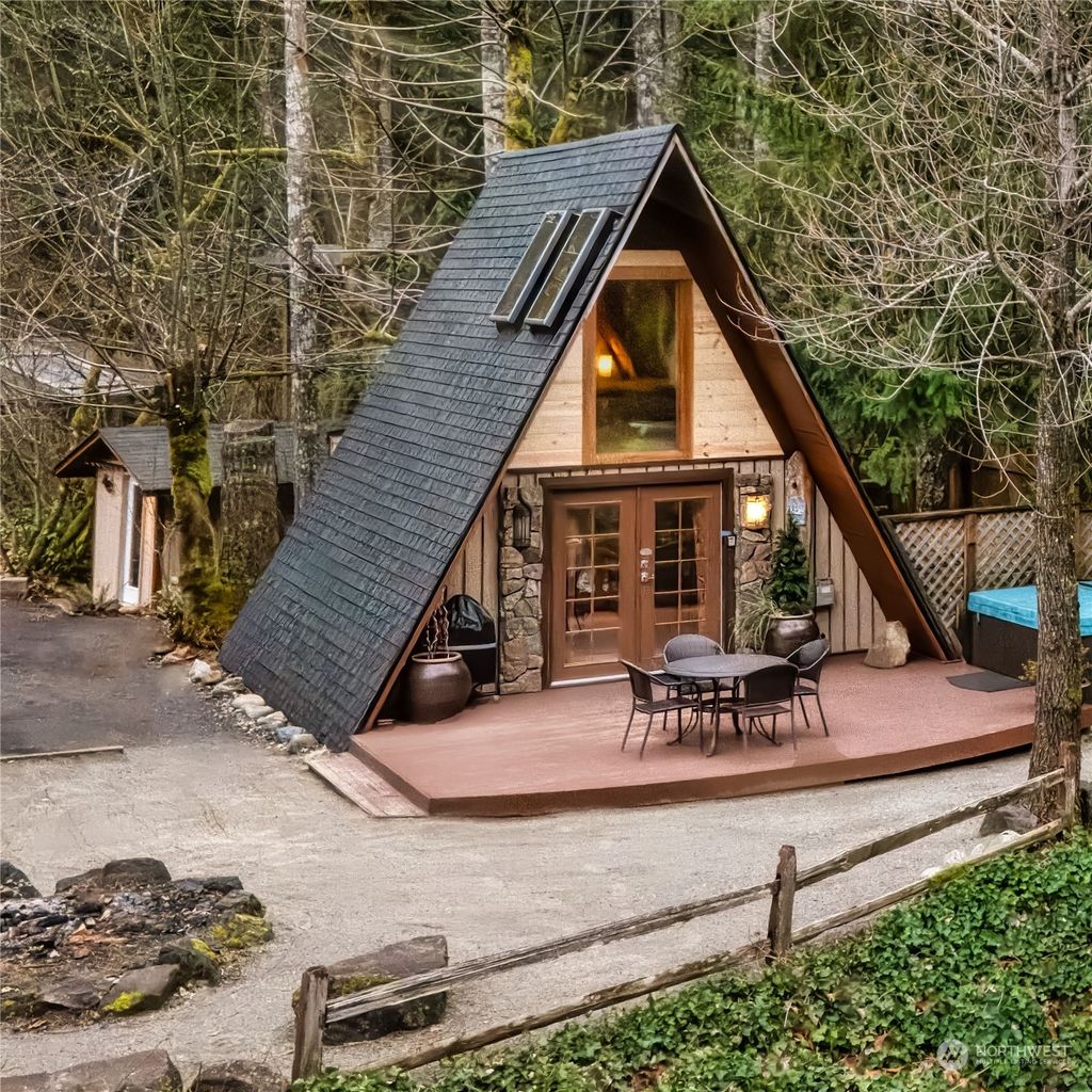 Photo of 51513 Skyko Drive, Index, WA 98256 (MLS # 2188397)
