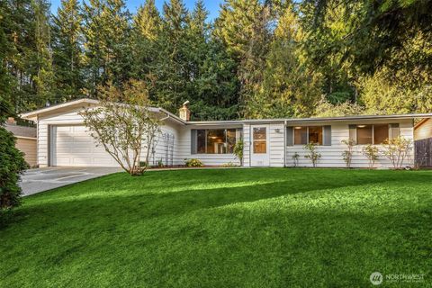 Photo of 3021 123rd Street SE, Everett, WA 98208 (MLS # 2445290) Photo of 3021 123rd Street SE, Everett, WA 98208 (MLS # 2445290)