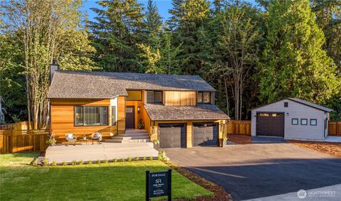 Photo of 17409 NE 136th Street, Redmond, WA 98052 (MLS # 2545492)