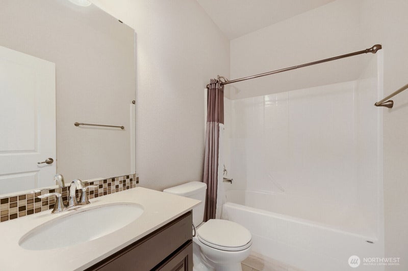 18623 39th Drive SE