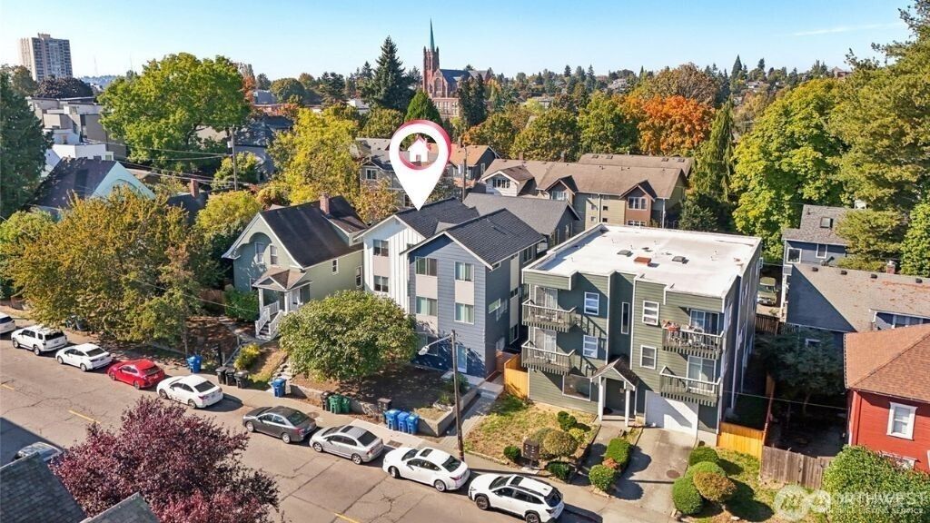 Photo of 5255 Brooklyn Avenue NE, Seattle, WA 98015 (MLS # 2527318)