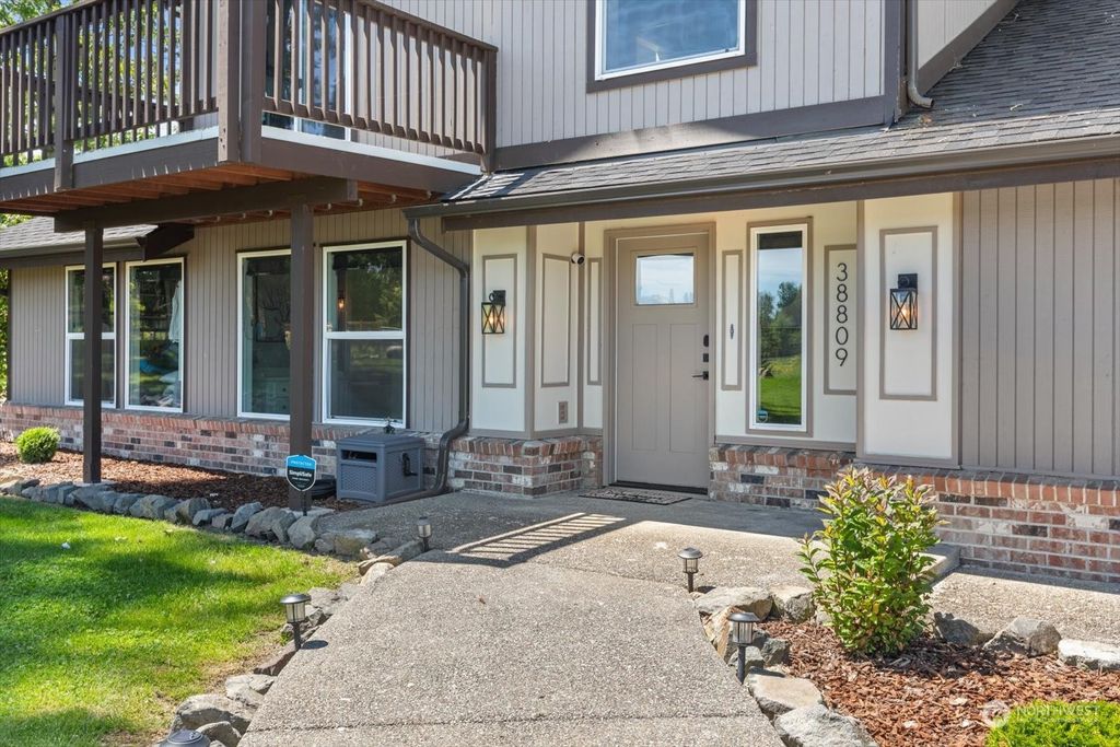 Photo of 38809 191st Avenue SE, Auburn, WA 98092 (MLS # 2329685)